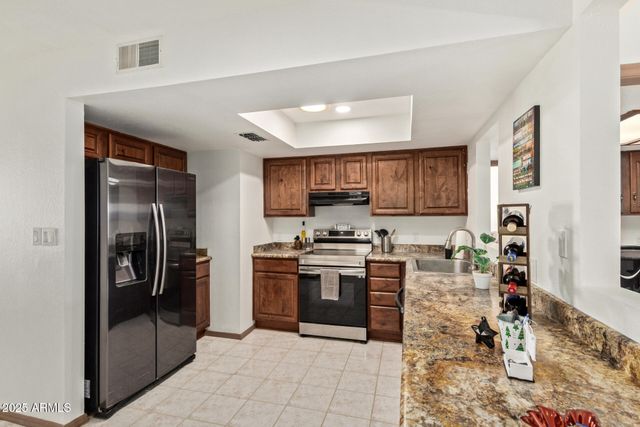 7609 W CHEERY LYNN Road, Phoenix, AZ 85033