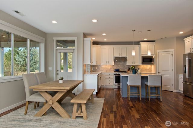34227 SE Nye Street, Snoqualmie, WA 98065