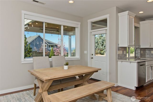 34227 SE Nye Street, Snoqualmie, WA 98065