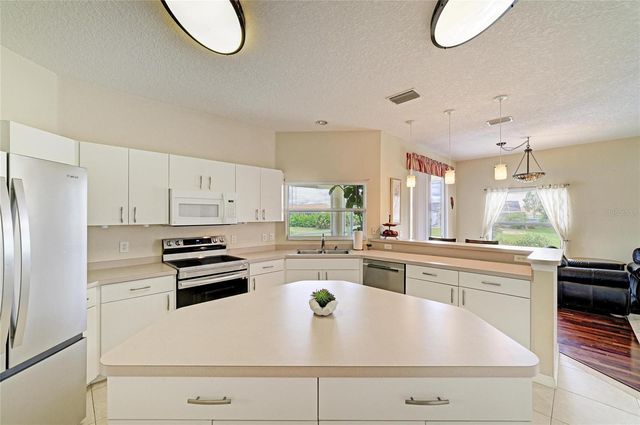 2458 RIO DE JANEIRO AVENUE, Punta Gorda, FL 33983