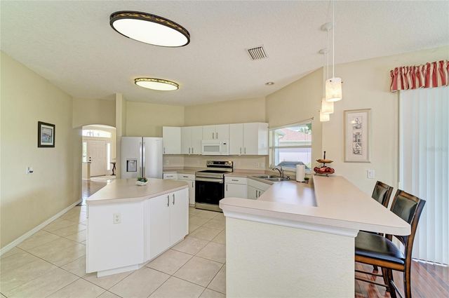 2458 RIO DE JANEIRO AVENUE, Punta Gorda, FL 33983