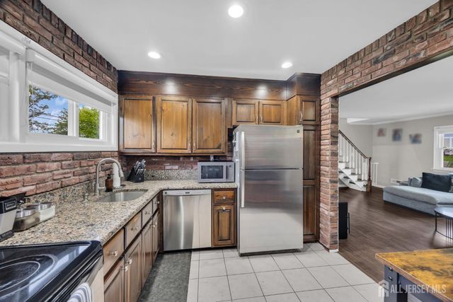 47 Southwood Drive, Old Bridge, NJ 08857