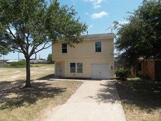 7338 Enchanted Creek Dr, Cypress, TX 77433
