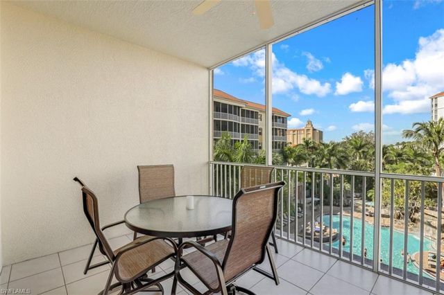 460 Launch CIR 403, Naples, FL 34108