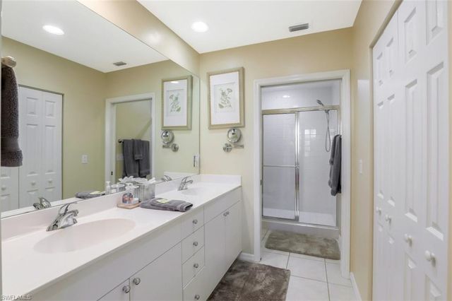 460 Launch CIR 403, Naples, FL 34108