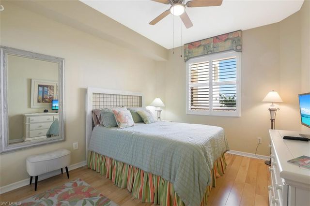 460 Launch CIR 403, Naples, FL 34108
