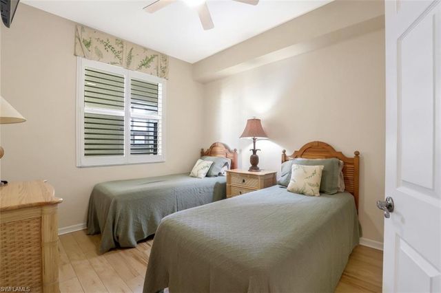 460 Launch CIR 403, Naples, FL 34108