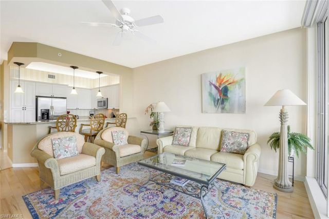 460 Launch CIR 403, Naples, FL 34108