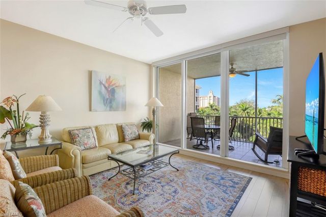 460 Launch CIR 403, Naples, FL 34108