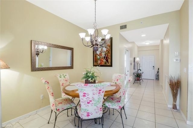 460 Launch CIR 403, Naples, FL 34108
