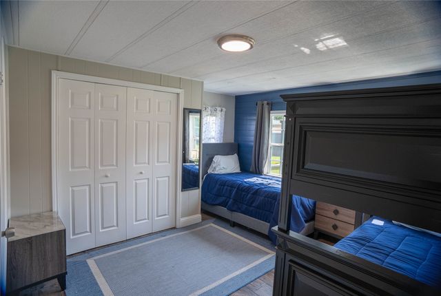 170 Lynn Creek Circle, Mabank, TX 75156