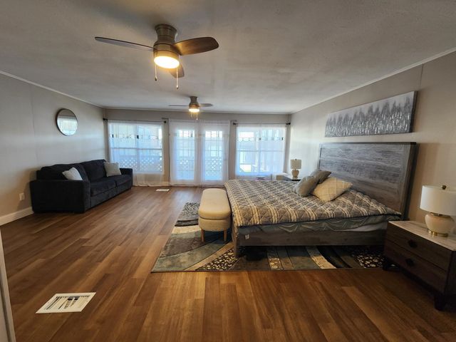 170 Lynn Creek Circle, Mabank, TX 75156