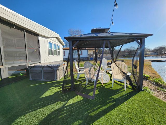 170 Lynn Creek Circle, Mabank, TX 75156