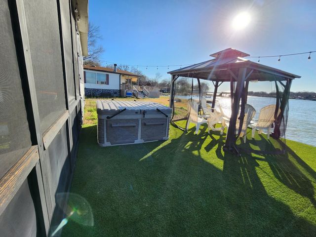 170 Lynn Creek Circle, Mabank, TX 75156