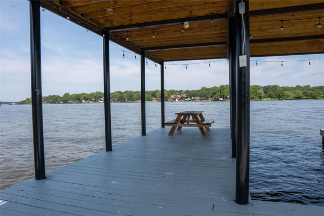 170 Lynn Creek Circle, Mabank, TX 75156