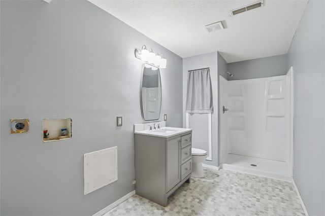 677 Rachael St, North Liberty, IA 52317