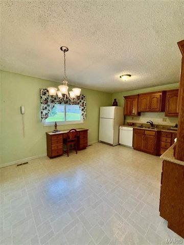 2771 Cliffwood Trail, Unincorporated, MO 63129