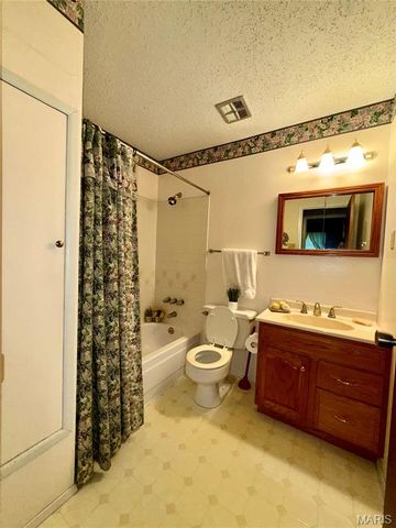 2771 Cliffwood Trail, Unincorporated, MO 63129