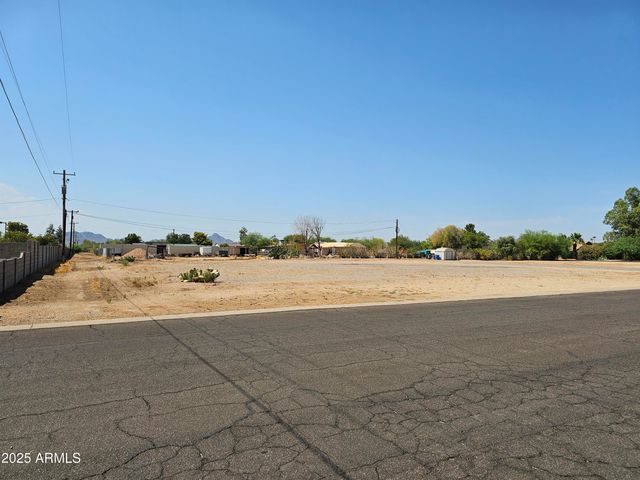 4075 E PARADISE Lane, Phoenix, AZ 85032