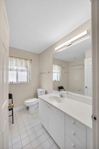 10870 Old Bridgeport Lane, Boca Raton, FL 33498