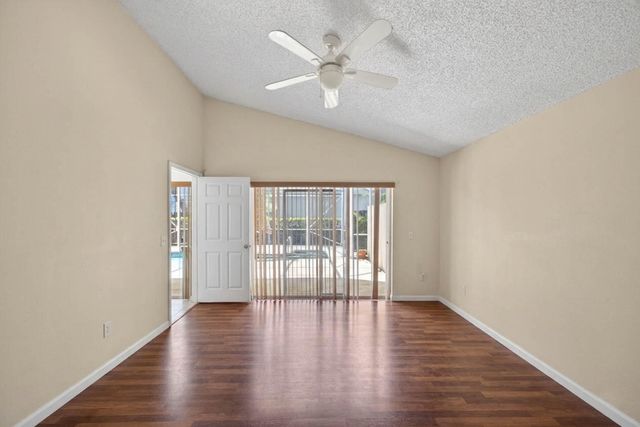 10870 Old Bridgeport Lane, Boca Raton, FL 33498