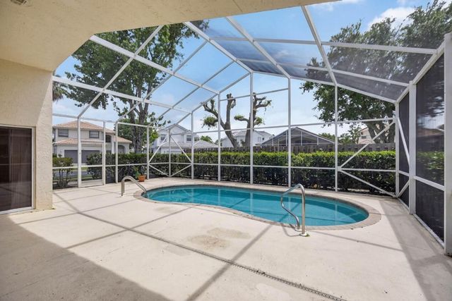 10870 Old Bridgeport Lane, Boca Raton, FL 33498