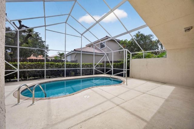 10870 Old Bridgeport Lane, Boca Raton, FL 33498