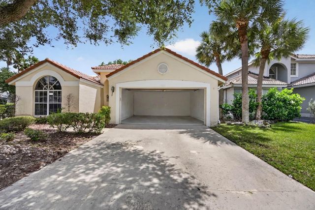 10870 Old Bridgeport Lane, Boca Raton, FL 33498