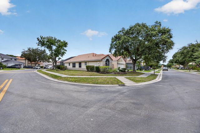 10870 Old Bridgeport Lane, Boca Raton, FL 33498