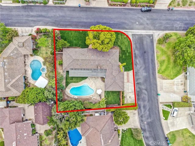 13382 Mount Hood, Santa Ana, CA 92705