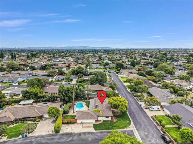 13382 Mount Hood, Santa Ana, CA 92705