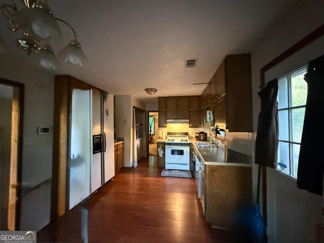 2335 Rowland Courts, Jonesboro, GA 30236