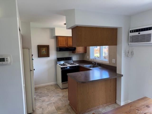 20250 Great Oaks Circle, Clinton Township, MI 48036