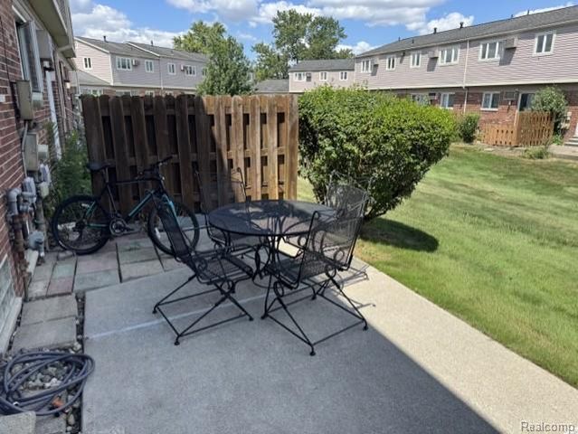 20250 Great Oaks Circle, Clinton Township, MI 48036