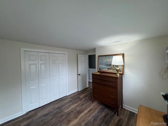 20250 Great Oaks Circle, Clinton Township, MI 48036