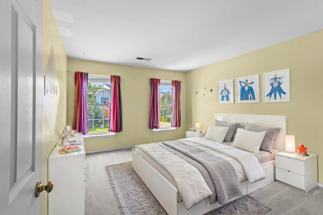 9 HALCOMB LN, Stafford, VA 22556