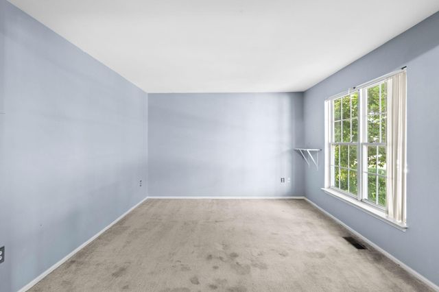 9 HALCOMB LN, Stafford, VA 22556