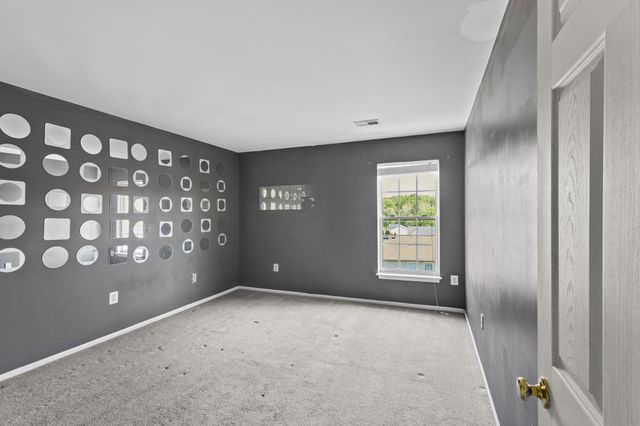 9 HALCOMB LN, Stafford, VA 22556
