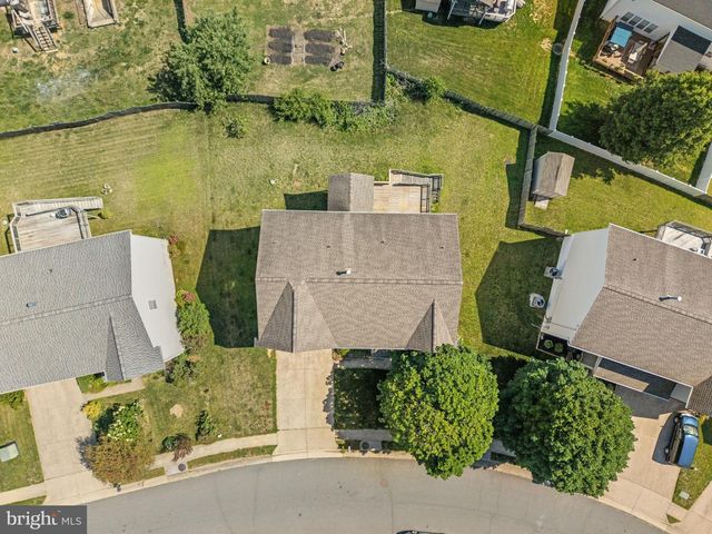 9 HALCOMB LN, Stafford, VA 22556