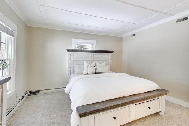 332 Maxwell STREET, Lake Geneva, WI 53147