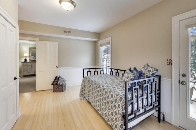 332 Maxwell STREET, Lake Geneva, WI 53147