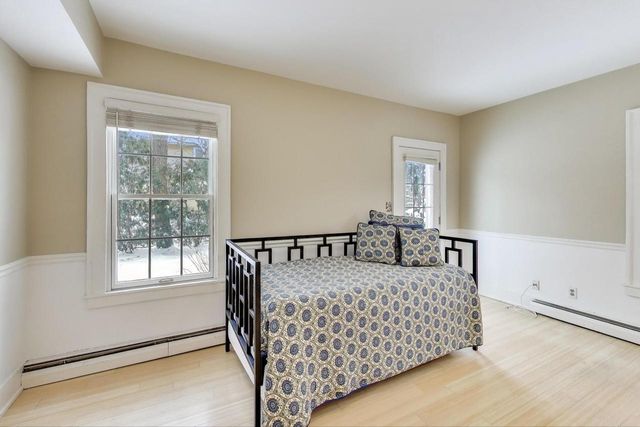 332 Maxwell STREET, Lake Geneva, WI 53147