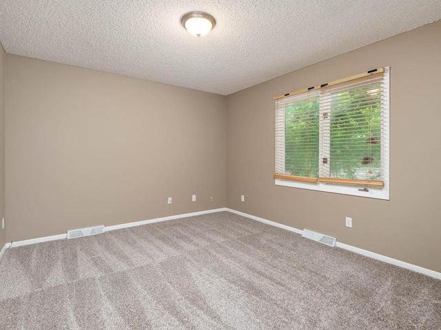 13808 Frontier Lane, Burnsville, MN 55337