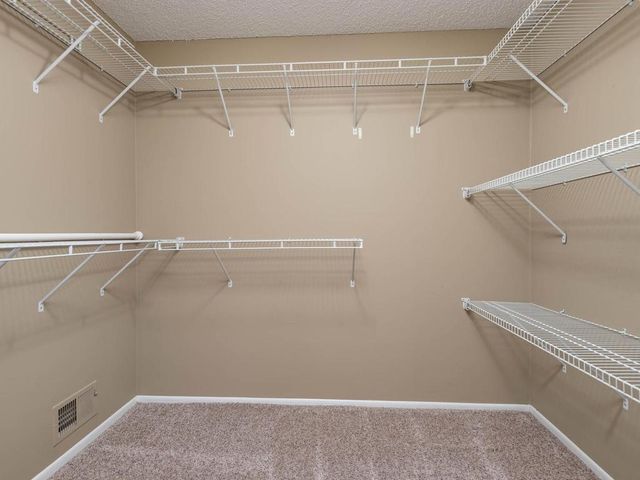 13808 Frontier Lane, Burnsville, MN 55337