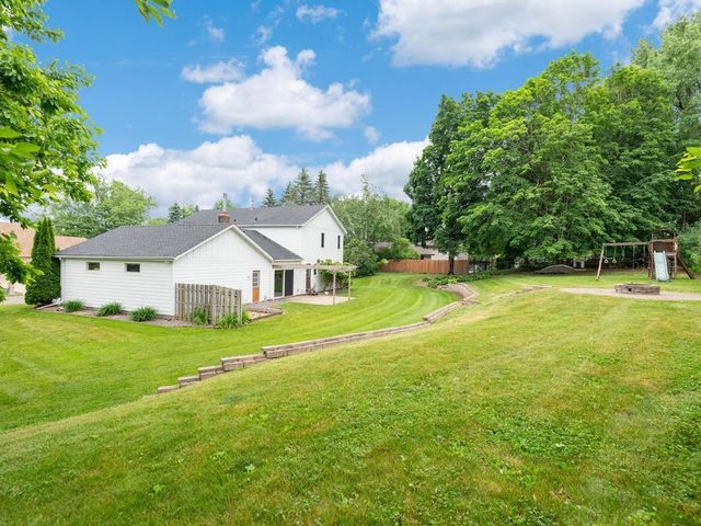 13808 Frontier Lane, Burnsville, MN 55337