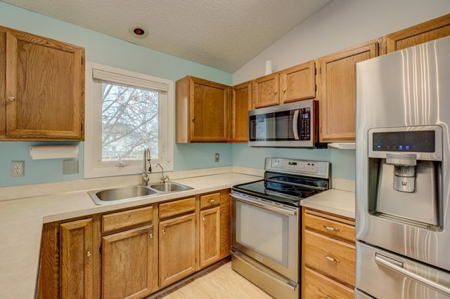 4745 Narvik Drive, Eagan, MN 55122