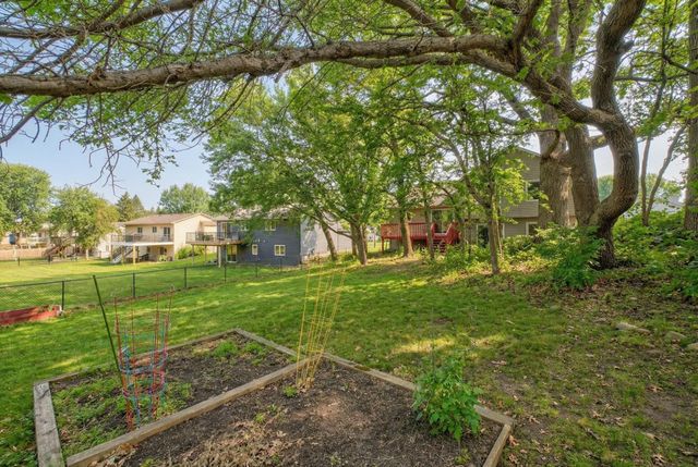 4745 Narvik Drive, Eagan, MN 55122