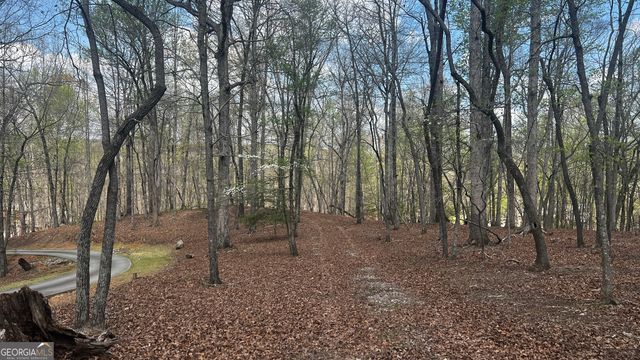 3675 Hidden Pond Drive, Gainesville, GA 30506