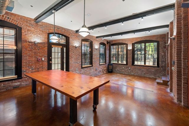 1 Tannery Brook Row 1F, Somerville, MA 02144