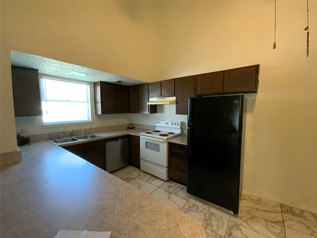 4829-4931 Houghton Avenue, Fort Worth, TX 76107
